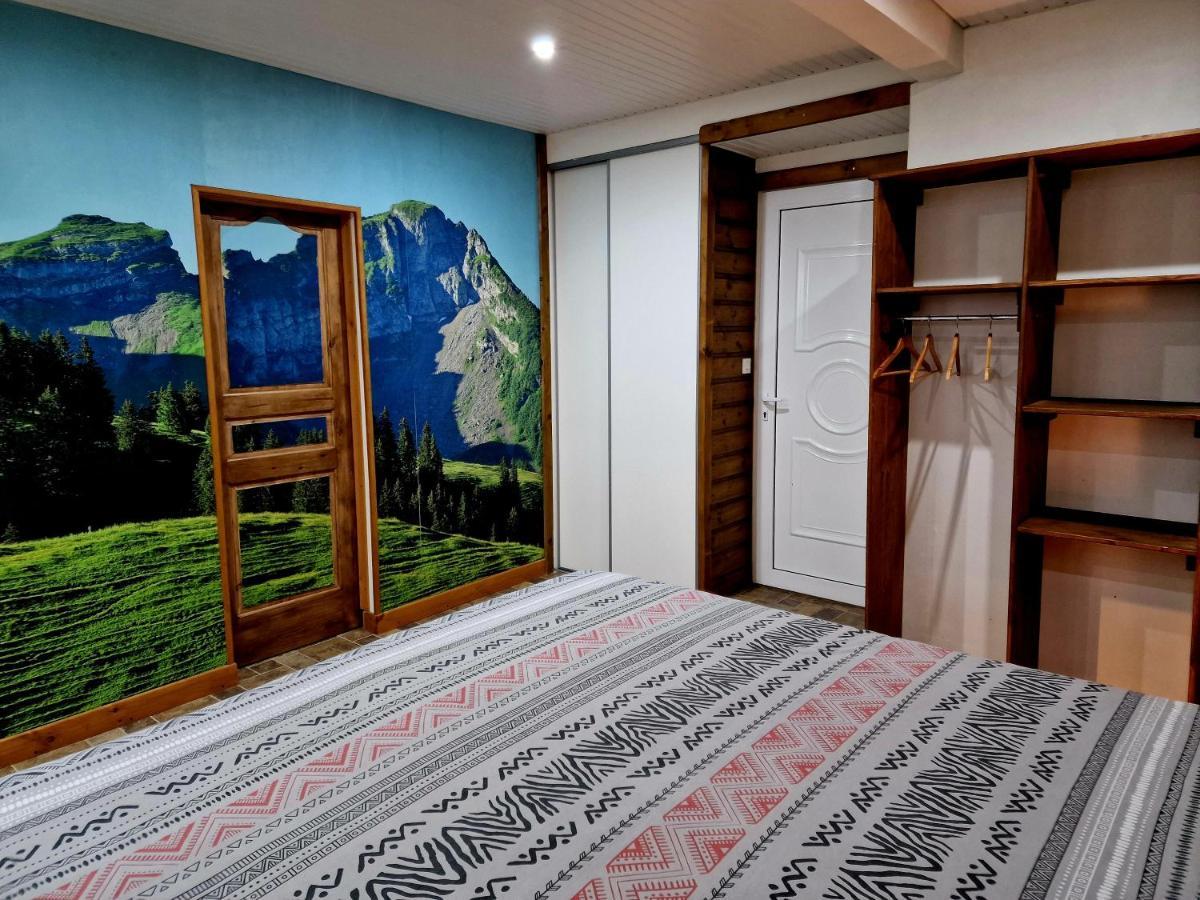Hillview Studio Apartment La Trinite Exterior photo